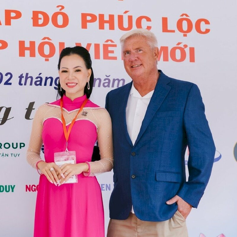 Hội Chữ thập đỏ Phúc Lộc thành lập 02/10/2022  từ thiện nâng cao nhận thức trong cộng đồng về lòng nhân ái, chia sẻ với những hoàn cảnh khó khăn bất hạnh.