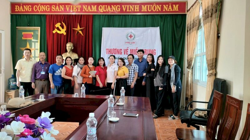 Hội Chữ Thập Đỏ Phúc Lộc Thương về miền trung Số 1 từ thiện 116 triệu đồng trực tiếp đến tay bà con vùng bão lũ Quảng Nam, Nghệ An