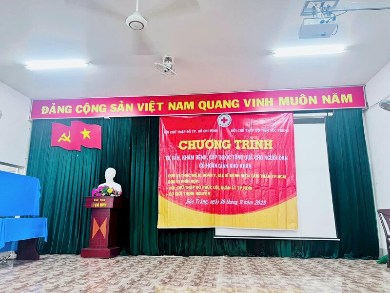 Hội Chữ thập đỏ Phúc Lộc tham gia chương trình Khám Bệnh &Tặng quà 300 người dân có hoàn cảnh khó khăn tỉnh Sóc Trăng 